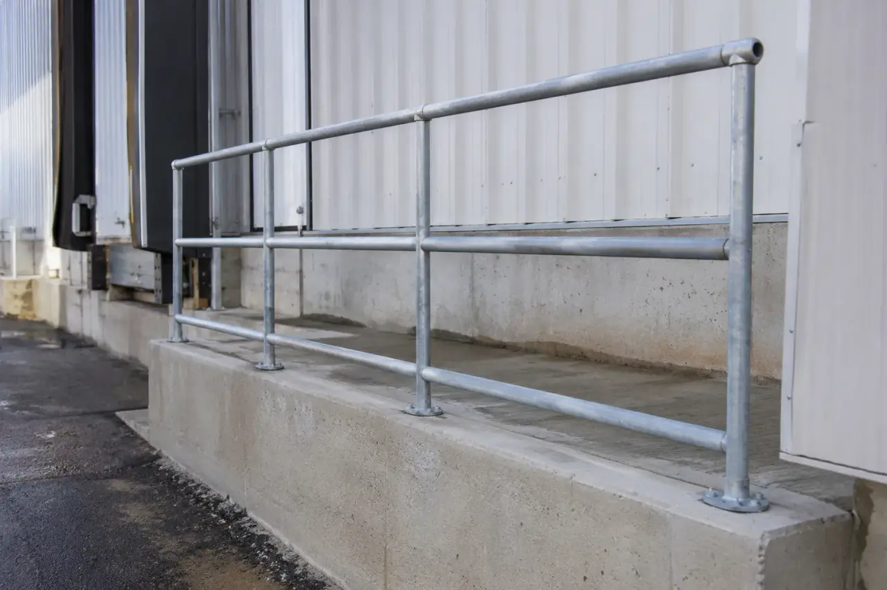 What shapes pipe and tube railing for Aurora projects for Pipe and Tube Railing in Aurora