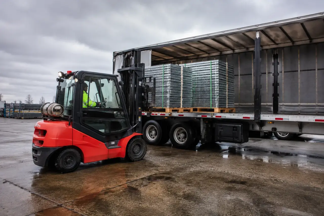 Where shipping across canada and north america is needed in Scarborough for Shipping Across Canada and North America in Scarborough